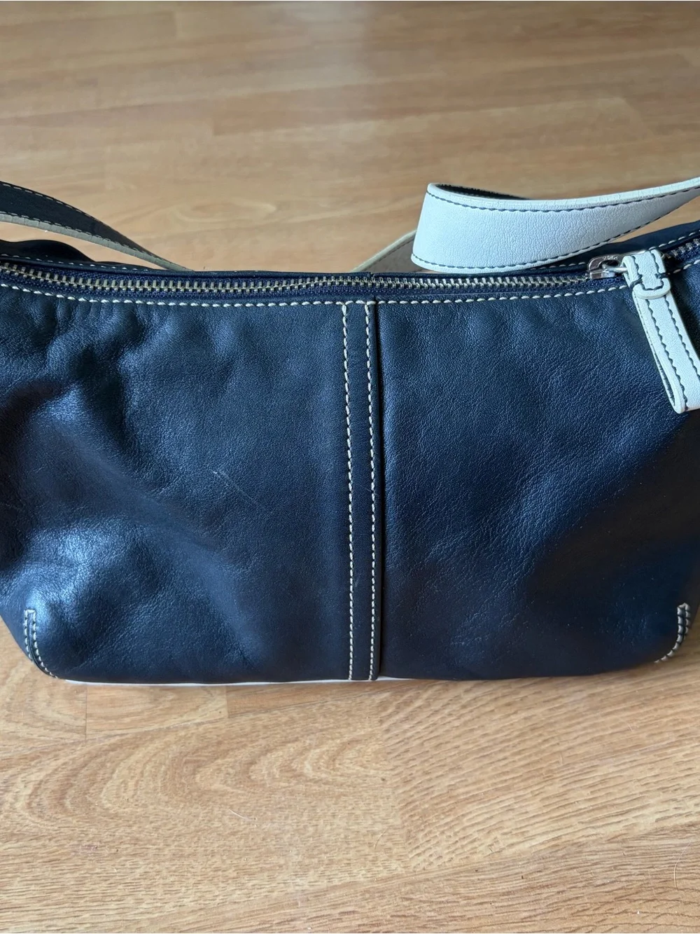 Vintage Y2K Coach Legacy Demi Hobo leather navy shoulder bag